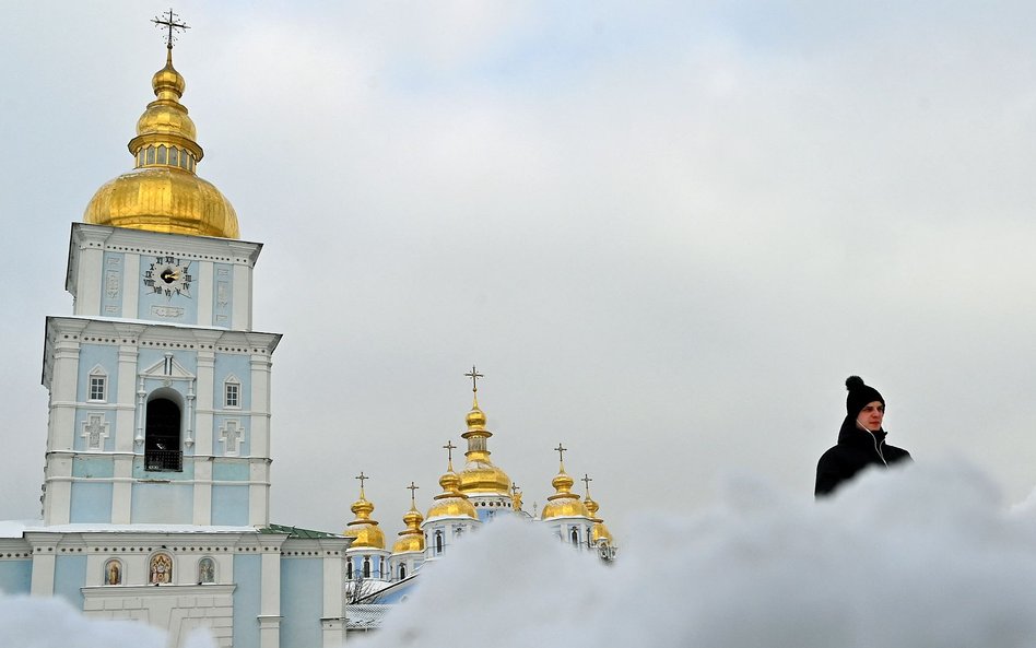 Ukraina nie chce szczepionek z Rosji, ale nadal z nią handluje