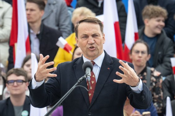 Minister spraw zagranicznych Radosław Sikorski