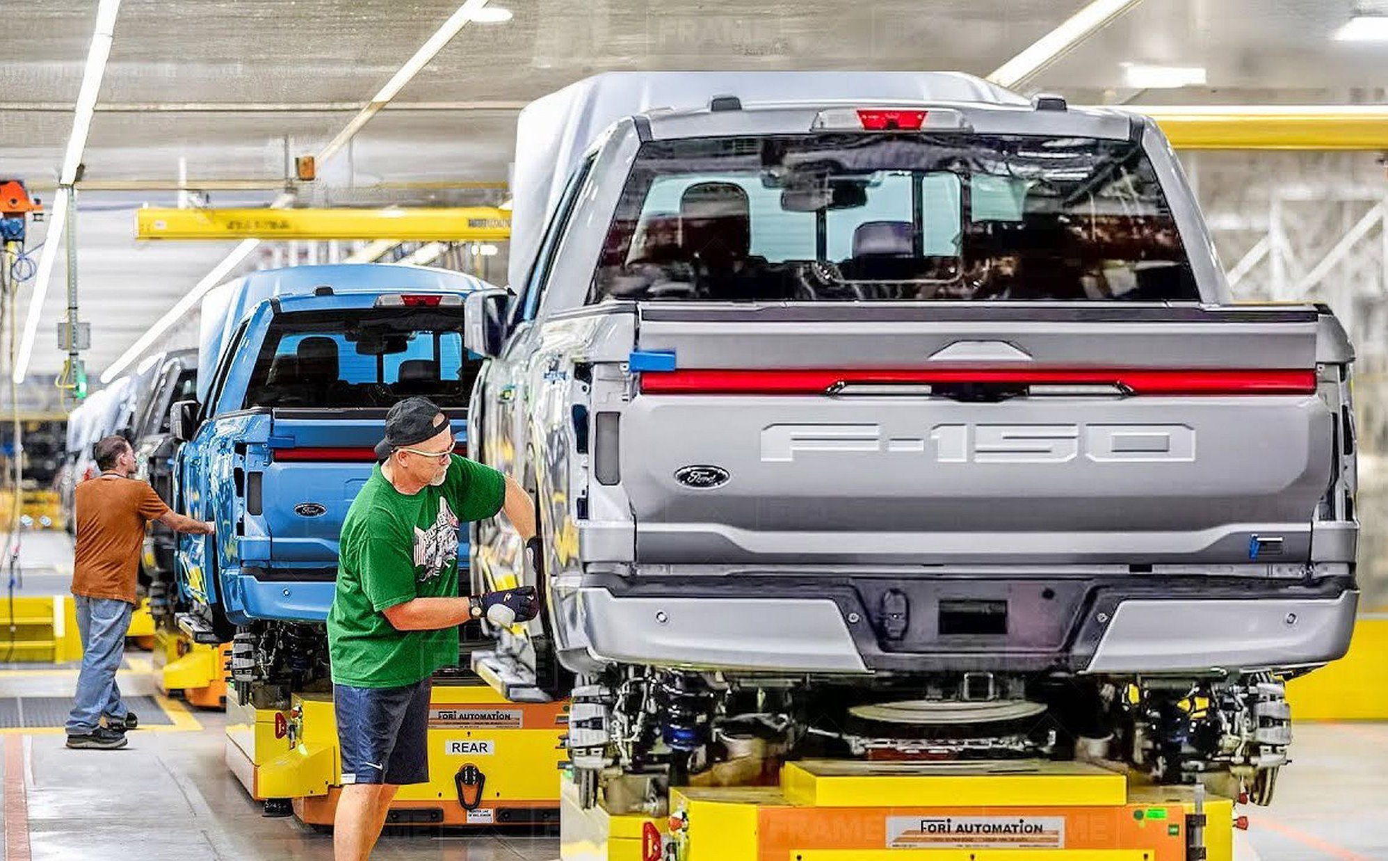 Kradli przez lata części warte miliony dolarów. W fabryce Forda aresztowano 4 osoby