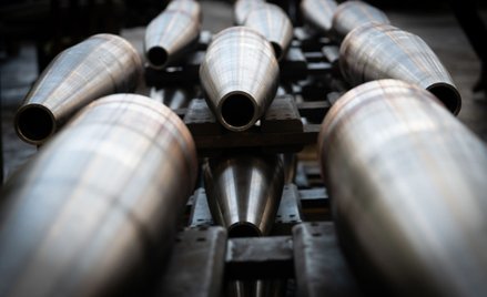 PGZ nie posiada własnej technologii produkcji nowoczesnych pocisków 155 mm, których zasięg miałby 40