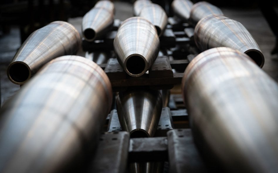 PGZ nie posiada własnej technologii produkcji nowoczesnych pocisków 155 mm, których zasięg miałby 40