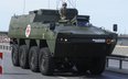 Wóz ewakuacji medycznej na bazie KTO Rosomak na defiladzie z okazji Święta Wojska Polskiego 15 sierp