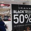 Reklamy informujące o promocjach z okazji Black Friday, w jednym z centrów handlowych w Łodzi