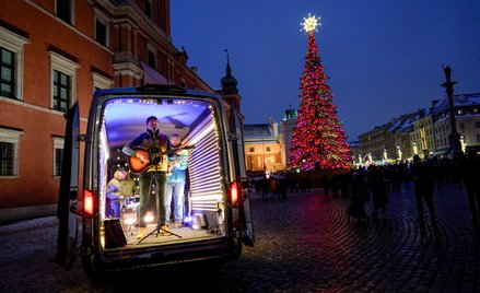 „Jingle Bells” zagrane w Warszawie z najmniejszej mobilnej sceny świata
