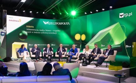 Podczas debaty rozmawiano o wyzwaniach związanych z cyfryzacją obszaru ochrony zdrowia