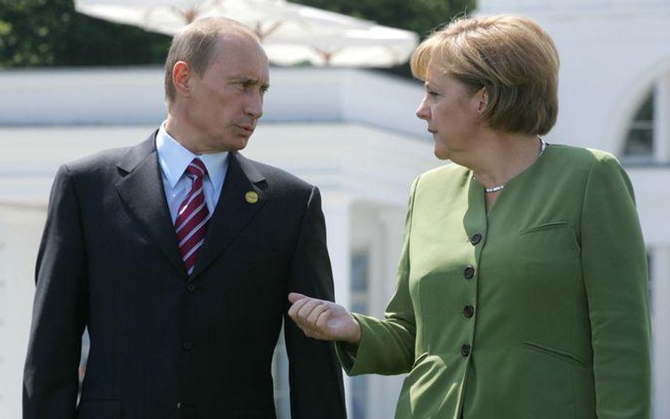 Angela Merkel i Władimir Putin na szczycie G8 w 2007 r.