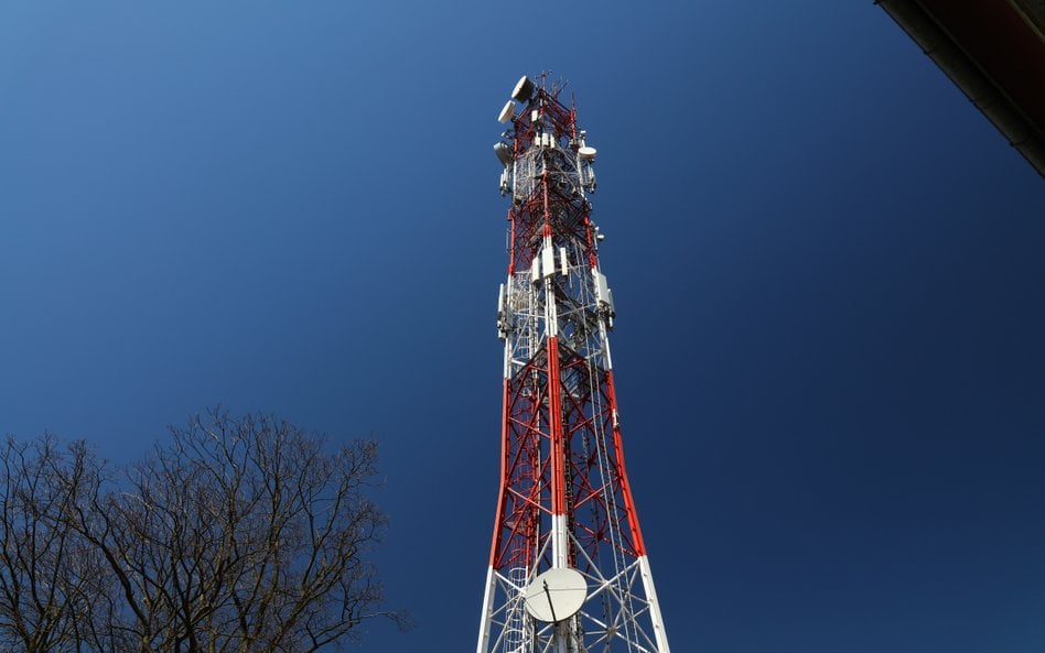 Za inwestycyjnym szczytem, czyli rok 2025 w telekomunikacji w Polsce