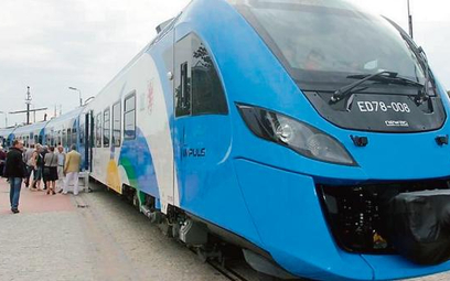 Trwa realizacja wartego ćwierć miliarda złotych zamówienia na 17 nowych pociągów elektrycznych.