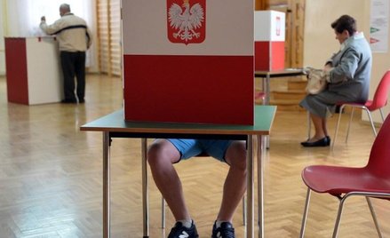 PKW: Do 12 zagłosowało 17,4 proc. Polaków