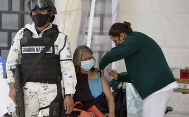 Meksyk do bogatych: Nie gromadźcie szczepionek na COVID