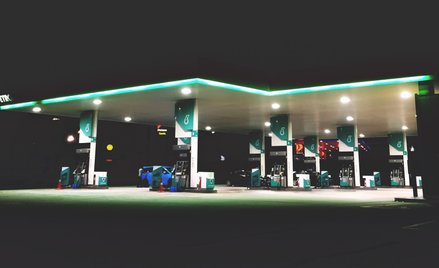 Pierwsze miasto w USA zakazuje budowy stacji benzynowych