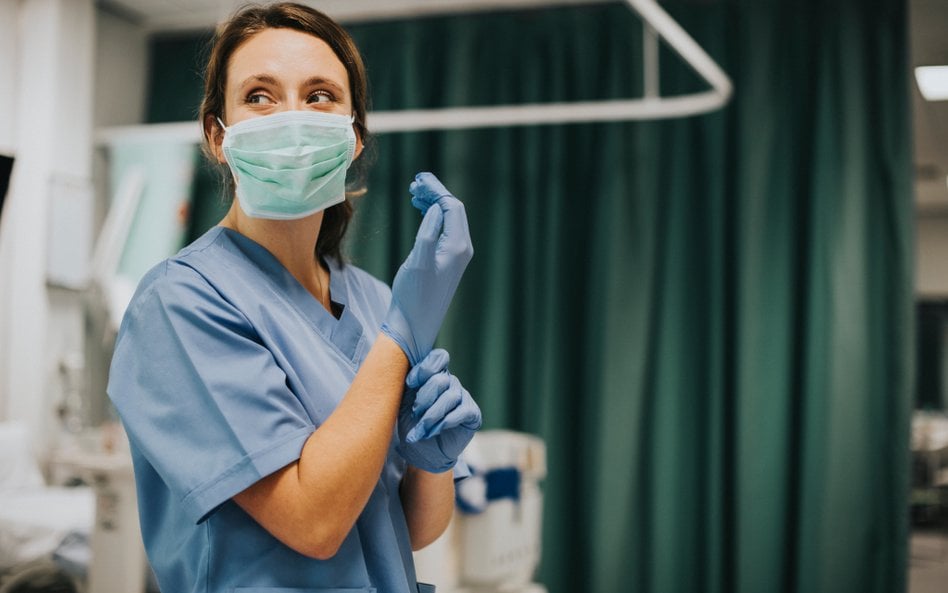 Egzamin weryfikacyjny dla pielęgniarek i położnych spoza Unii Europejskiej ma już wkrótce stać się a