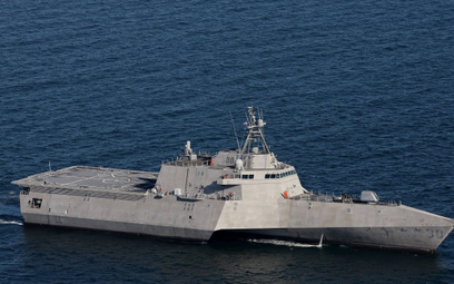 Austal USA dostarczył US Navy wielozadaniowy okręt działań przybrzeżnych Canberra.