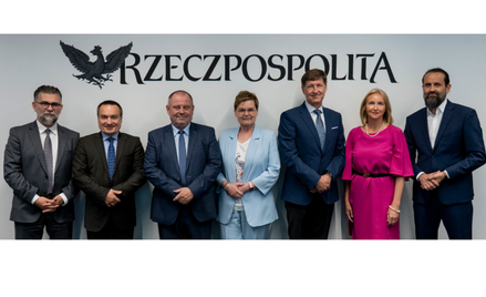 Uczestnicy debaty (od lewej): prof. Maciej Banach, prorektor Katolickiego Uniwersytetu Medycznego, J