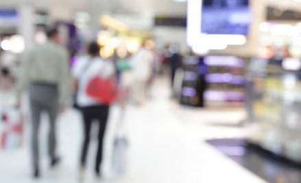 Raport kancelarii prawniczej Deloitte Legal: Polacy rzadko zwracają zakupione towary