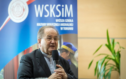 Założyciel i były rektor Wyższej Szkoły Kultury Społecznej i Medialnej w Toruniu o. Tadeusz Rydzyk