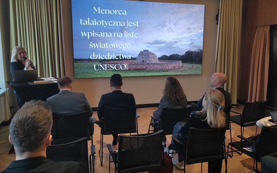 O atrakcjach Minorki opowiedziała podczas konferencji prasowej dyrektor Fundació Foment del Turisme 