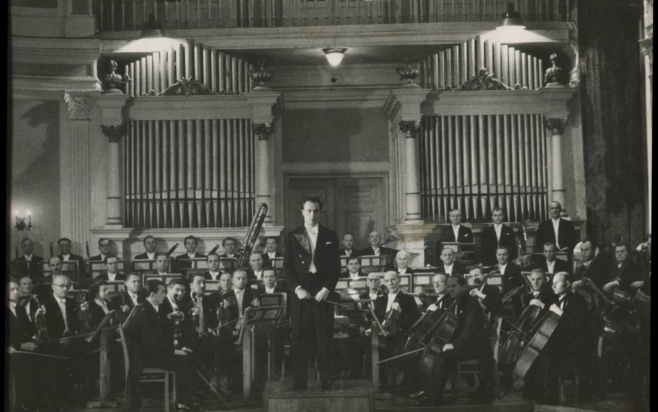 Orkiestra Państwowej Filharmonii Lubelskiej pod dyrekcją Andrzeja Cwojdzińskiego, sezon 1956/57