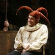 Daniel Olbrychski jako król Lear w spektaklu reżyserowanym przez Andrieja Konczałowskiego, Teatr na 