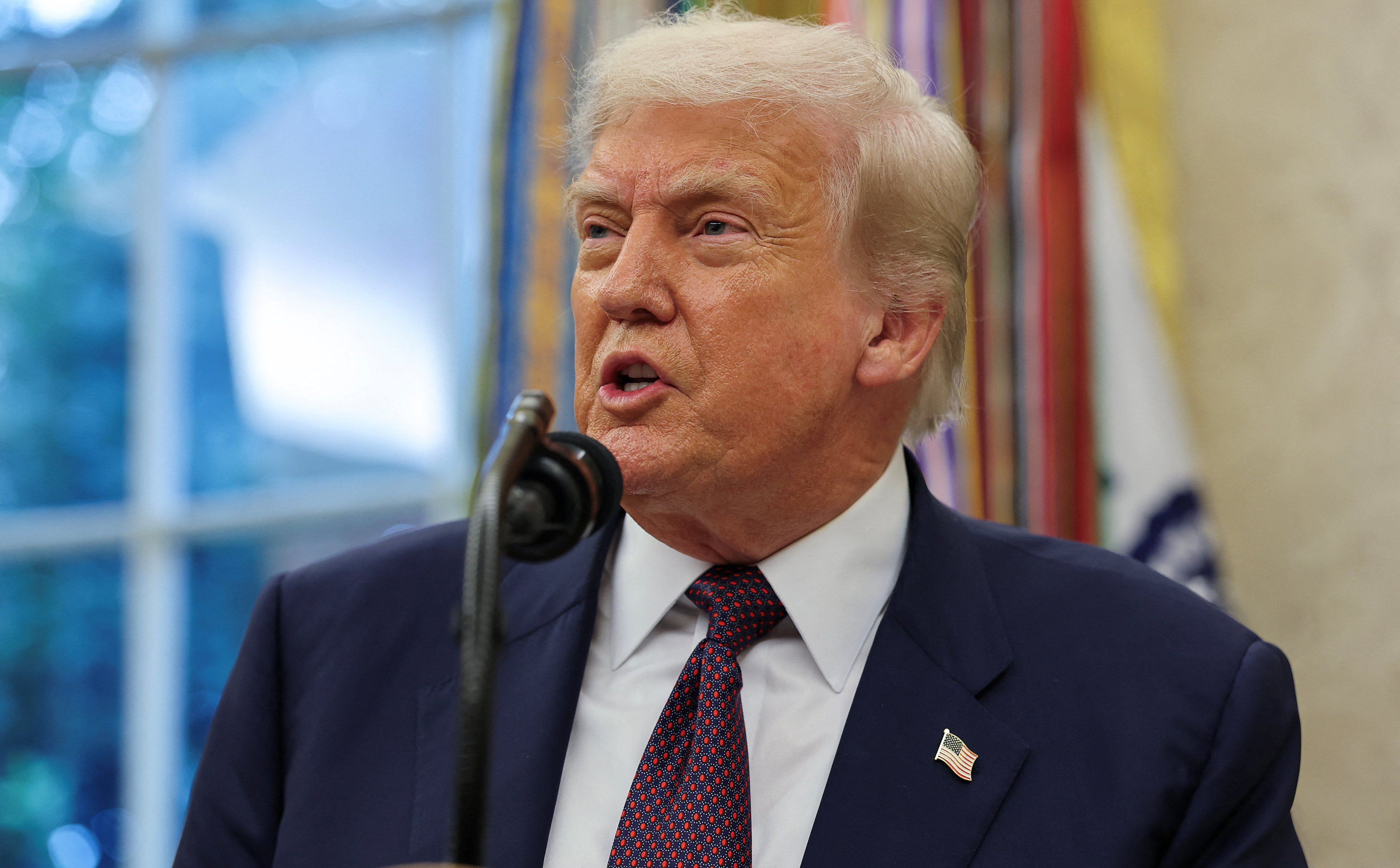 Donald Trump straszy gigantycznym cłem na chipy. „Produkujcie w USA”