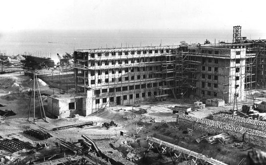 Rok 1937, budowa kolejnego etapu ośrodka KdF na Rugii.