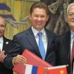 Prezydent Rosji Władimir Putin, szef Gazpromu Aleksiej Miller i szef China National Petroleum Corpor