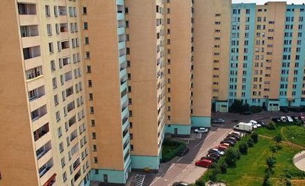 Warszawskie blokowiska niewiele się od siebie różnią. Mieszkańcy Targówka próbują odcisnąć na swojej
