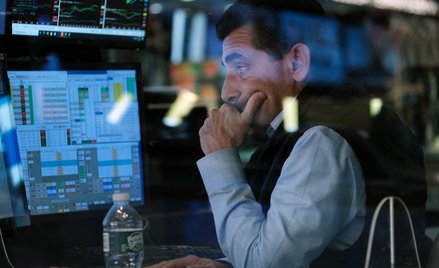 Poranek maklerów: Nowy miesiąc, stare problemy