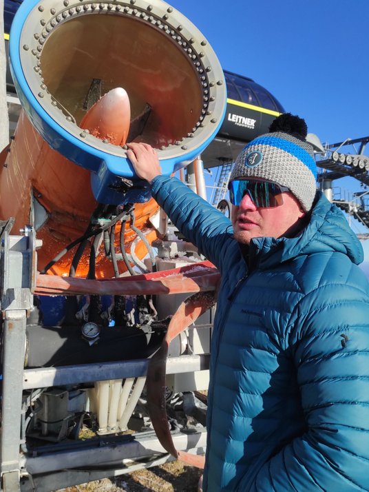 Po Czarnej Górze oprowadził nas Mateusz Herman z zarządu ośrodka