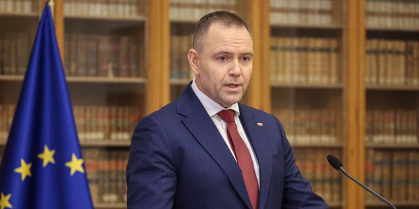 Jacek Czaputowicz: Nieoczekiwany sojusz prezydenta Nawrockiego i Konferencji Ambasadorów RP