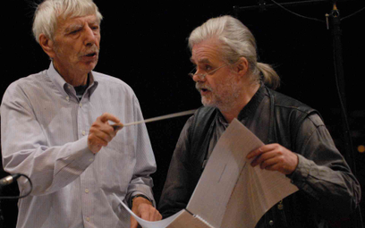 Kompozytor Paweł Szymański (po prawej)