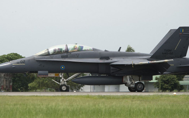 Malezyjski F/A-18D Hornet podczas wspólnych ćwiczeń z lotnictwem amerykańskim w 2014 r. Fot./USAF.