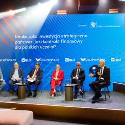 W debacie, którą prowadził Paweł Czuryło z „Rzeczpospolitej” (pierwszy z lewej), wzięli udział: prof