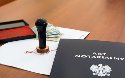 Siedmiu notariuszy oskarżonych ws. lichwy mieszkaniowej