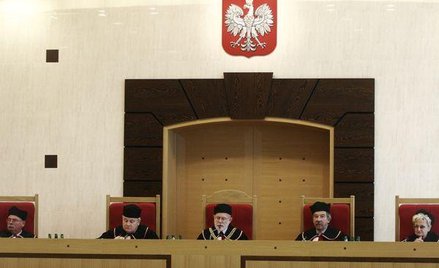 Po utracie dochodu łatwiej o zasiłek