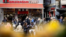 Amsterdam chciał mniej turystów, a znowu padł rekord. Mieszkańcy idą do sądu