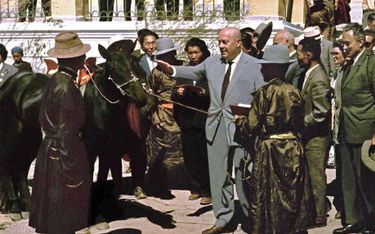 Wizyta delegacji rządowej w Mongolii, lipiec 1961 r. Fotoreporter Karol Szczeciński, autor tego zdję