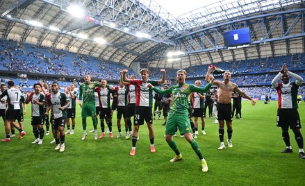Lech przegrał 1:2 z Legią przy ponad 40 tys. kibiców na stadionie w Poznaniu