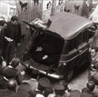 Ciało Aldo Moro znaleziono 9 maja 1978. Mordercy zostawili je na via Michelangelo Caetani w Rzymie w