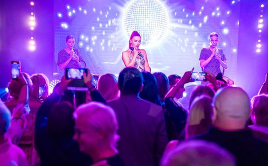 „Summer fest” uświetniła uroczysta kolacja i koncert Nataszy Urbańskiej.