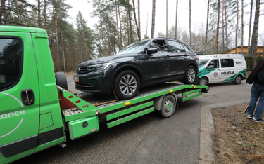 Samochód zaatakowanego na Litwie Leonida Wołkowa