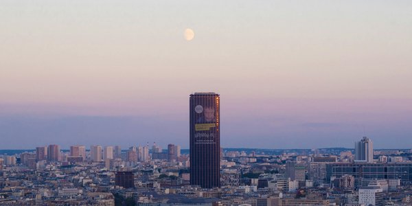Wieża Montparnasse w Paryżu zamknięta. Rusza remont kontrowersyjnego wieżowca