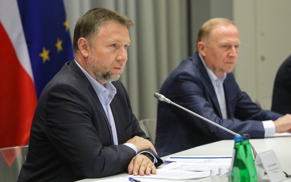 Minister spraw wewnętrznych i administracji Marcin Kierwiński i wiceszef tego resortu Czesław Mrocze