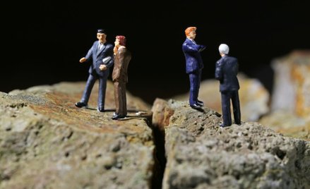 Kto odpowiada za naruszenie zasady konkurencyjności