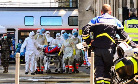 Francja: W niedzielę 561 nowych ofiar koronawirusa