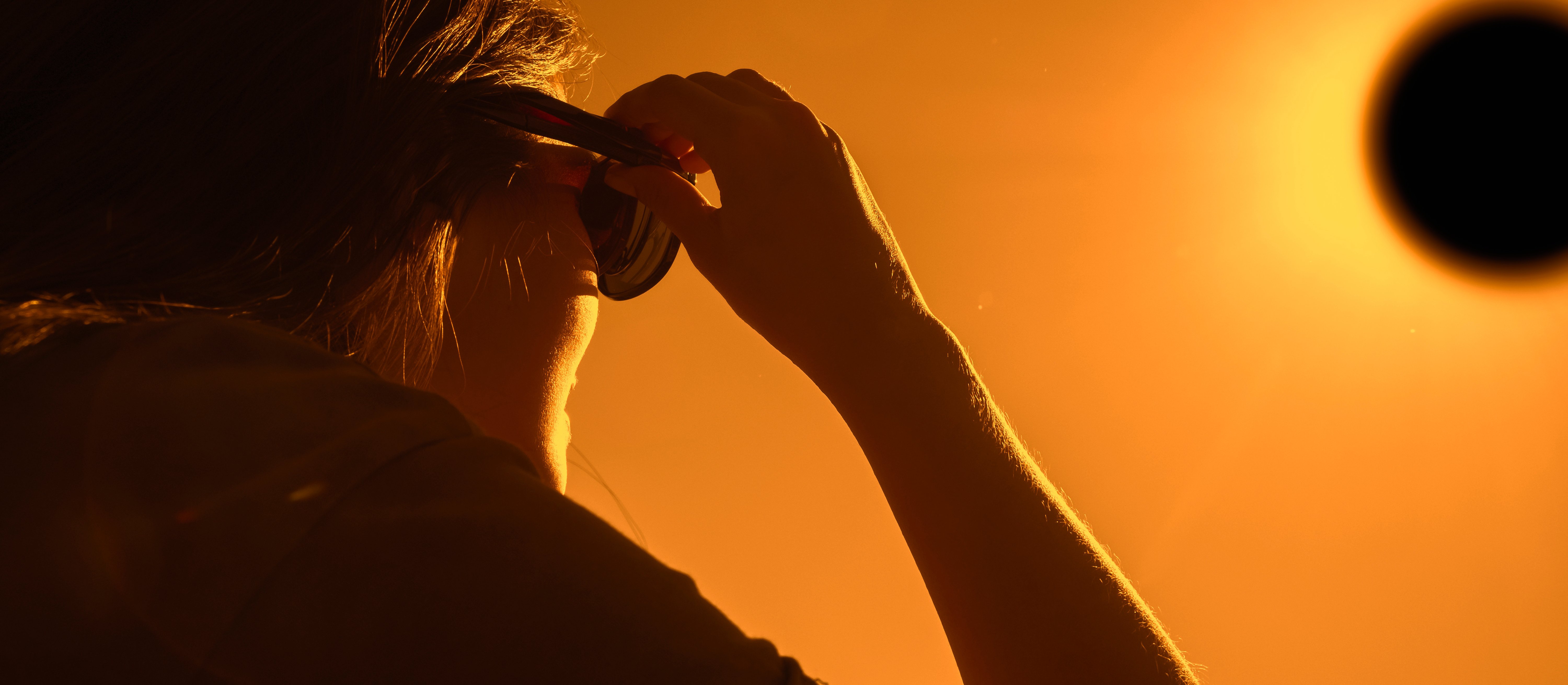 Zaćmienie Słońca 2026 w Polsce. Kiedy spojrzeć w niebo?