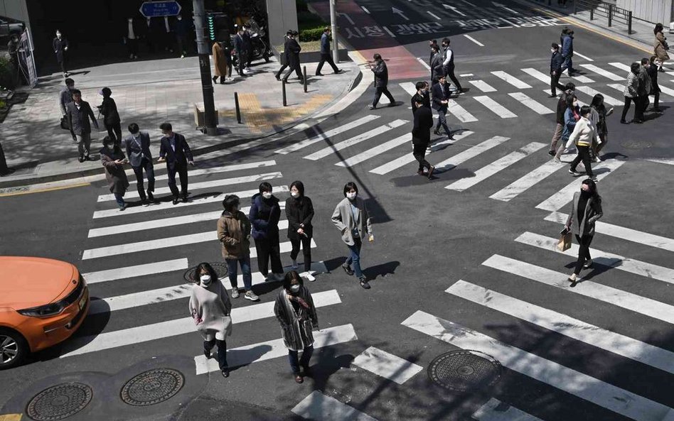 Korea Płd. przedstawia wytyczne na dwa lata powrotu do normalności