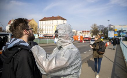 27-latka szóstą ofiarą wirusa. Lekarze: Przyczyną śmierci sepsa