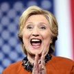 Hillary Clinton przedstawia się jako osoba wrażliwa społecznie, ale ma opinię kandydatki Wall Street