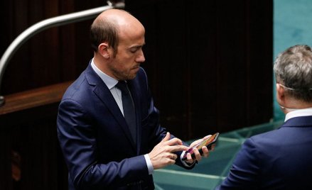 KO: Debata o kryzysie wizerunkowym w 4-gwiazdkowym hotelu